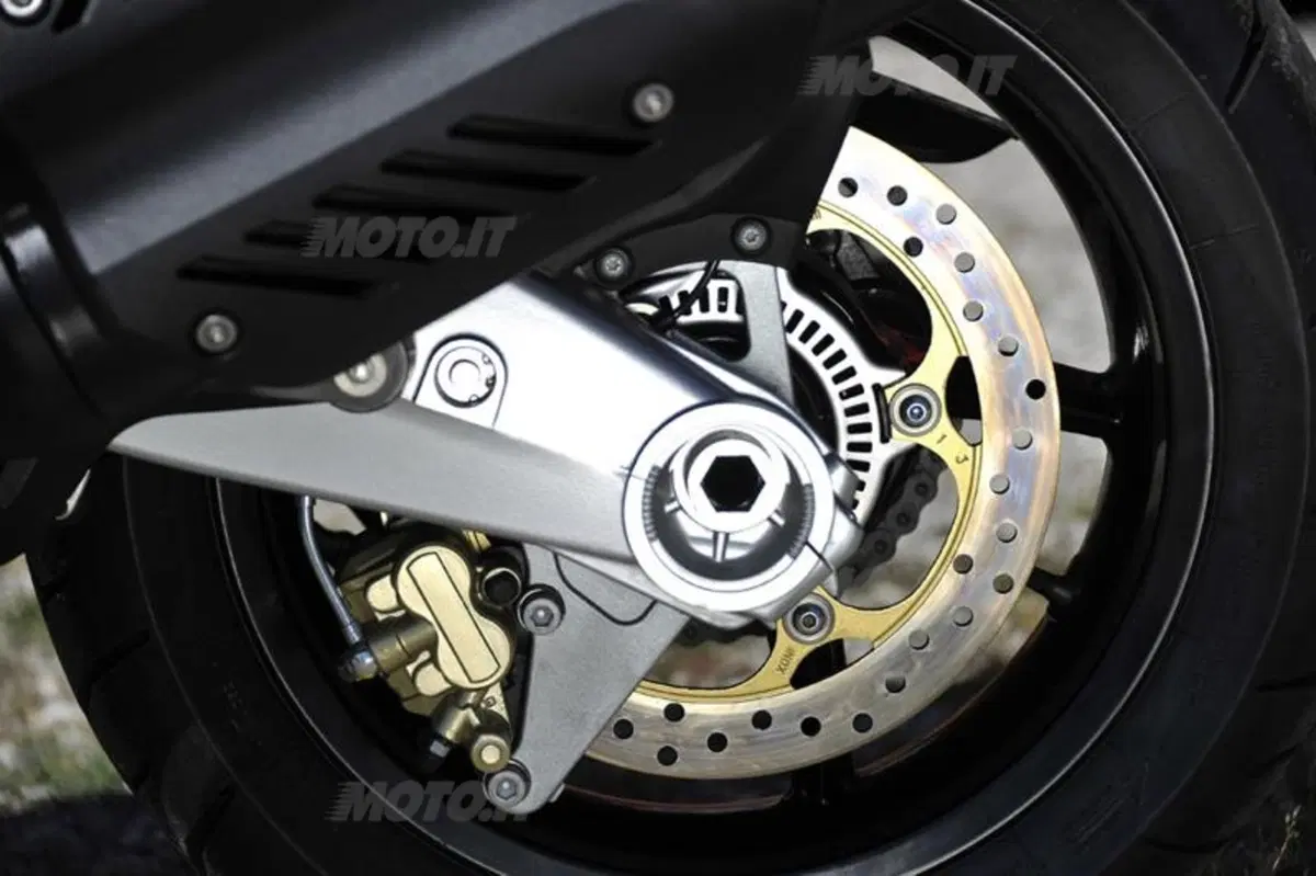 Aprilia SRV 850 ABS/ATC  (23)
