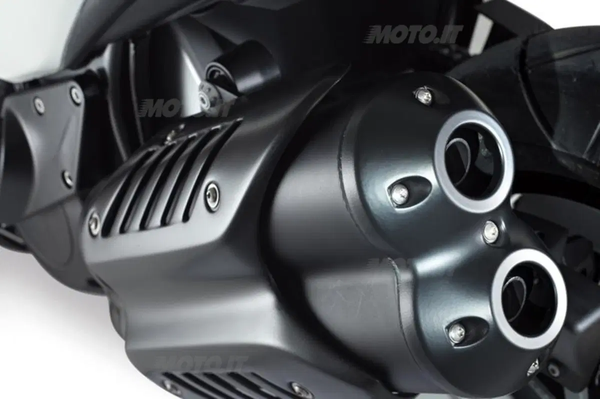 Aprilia SRV 850 ABS/ATC  (40)