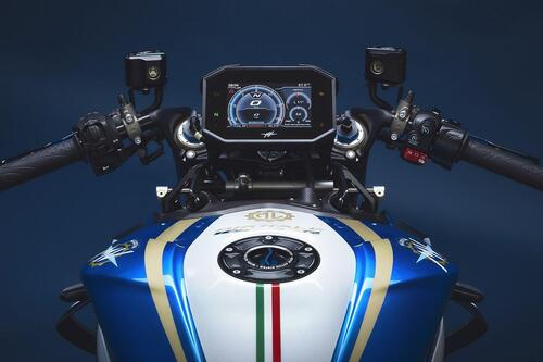 MV Agusta: la specialissima Brutale 1000 Blue & White M.L. (4)