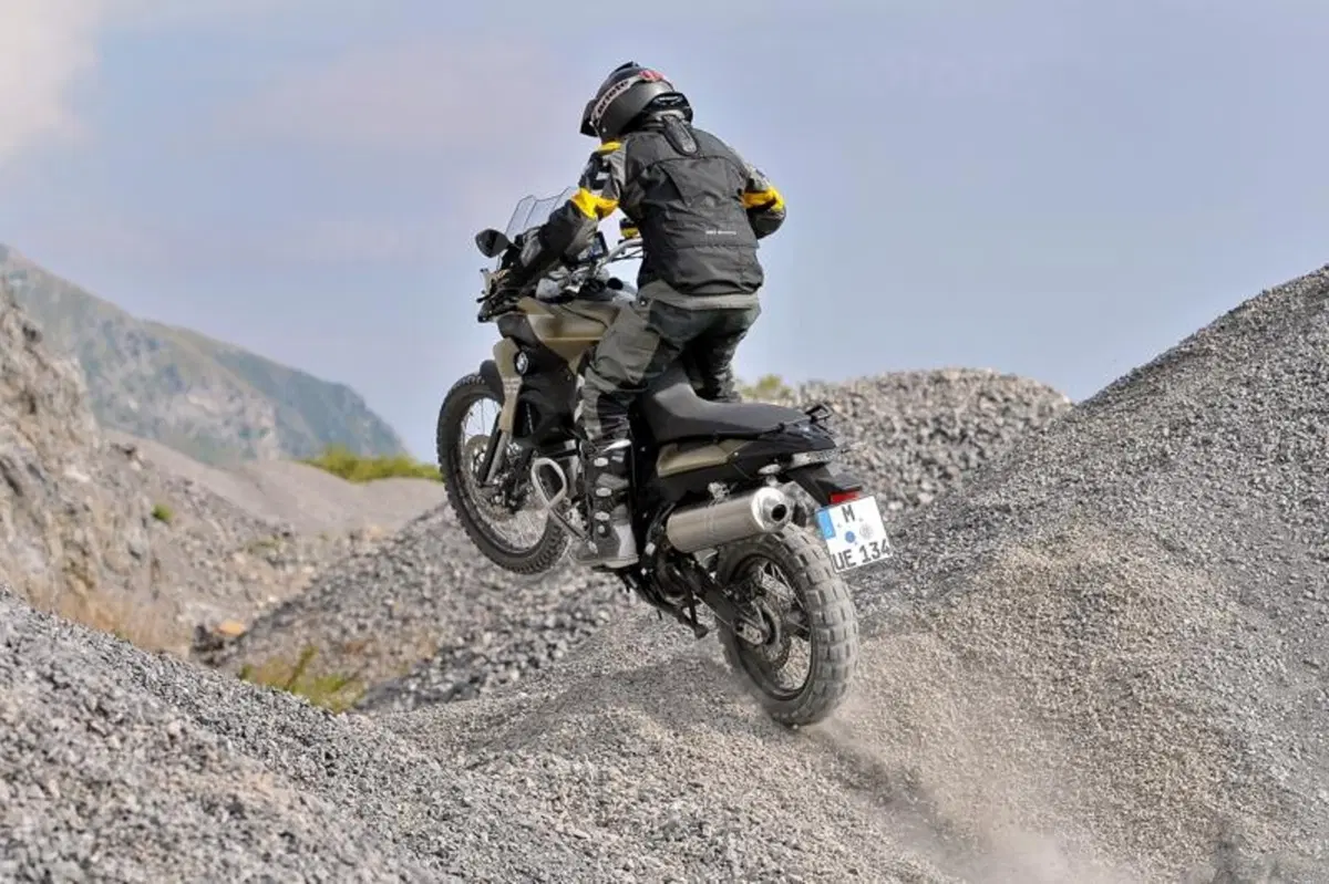 BMW: a Garmisch le nuove F700GS e F800GS (12)