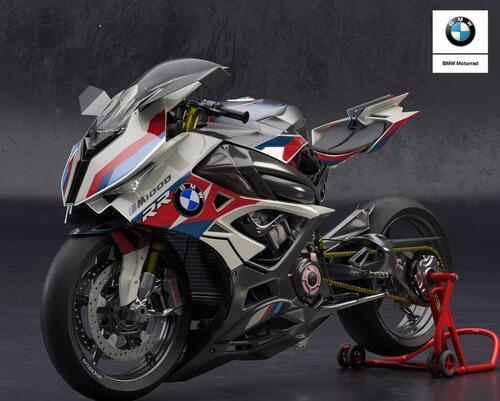 BMW M1000RR: sarà così?