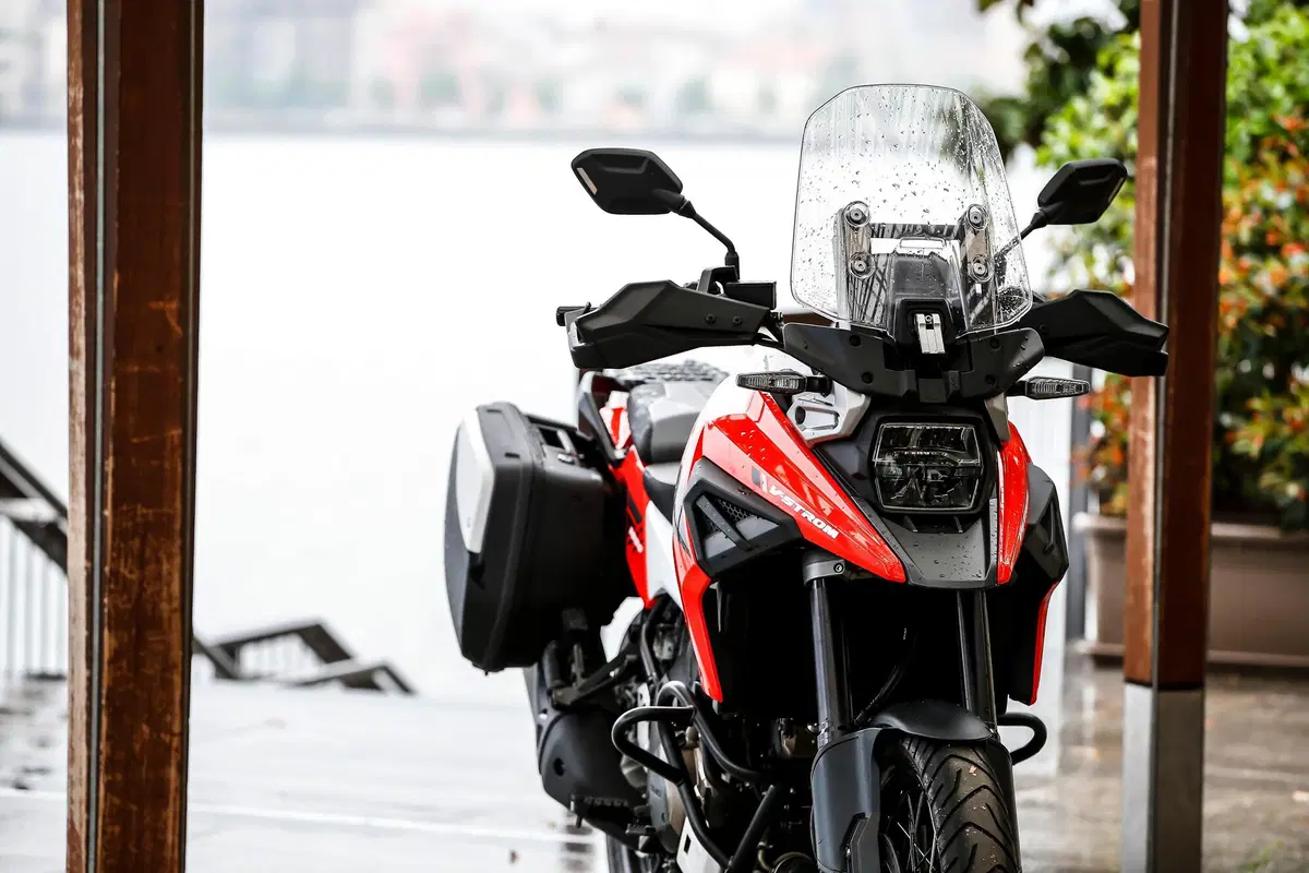 Suzuki V-Strom 1050XT vs Triumph Tiger 900 GT Pro: sfida 2020 tra maxi col 19 (2)