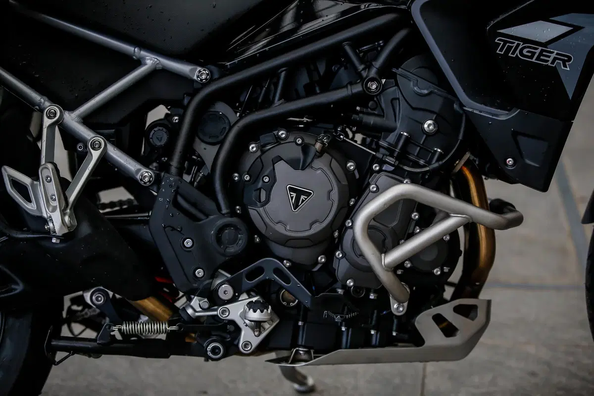 Suzuki V-Strom 1050XT vs Triumph Tiger 900 GT Pro: sfida 2020 tra maxi col 19 (8)