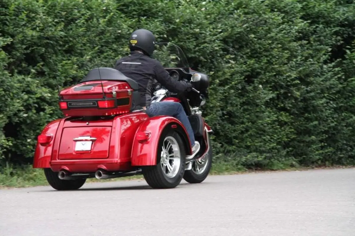 Harley-Davidson Tri Glide  (8)