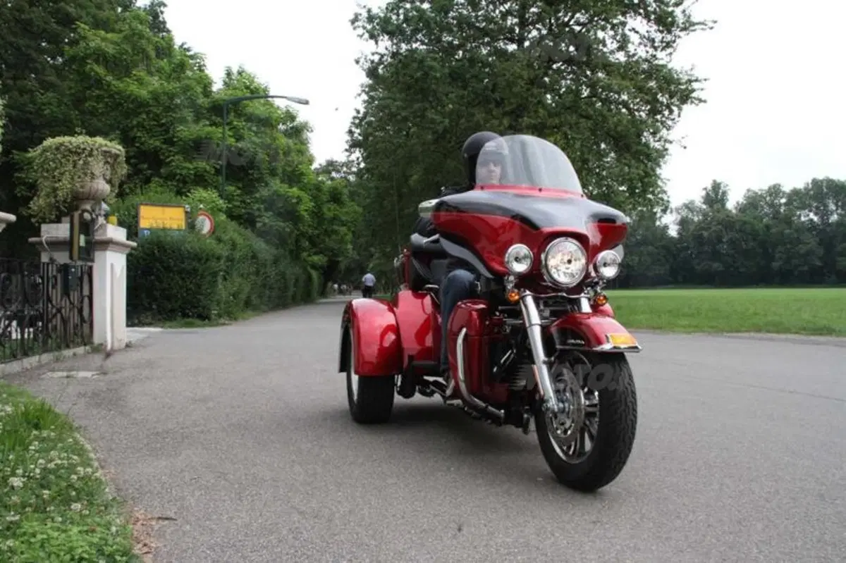 Harley-Davidson Tri Glide  (20)