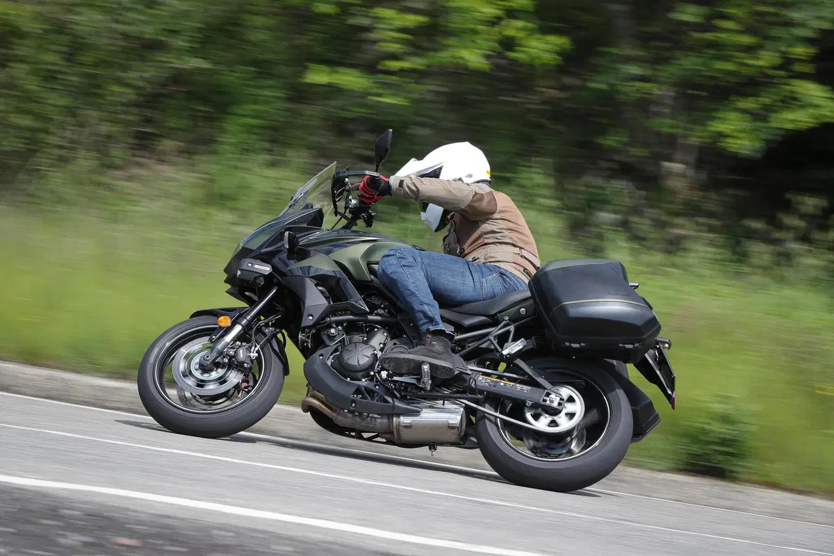 Kawasaki Versys 650 2020 TEST. Ok, il prezzo è giusto (4)