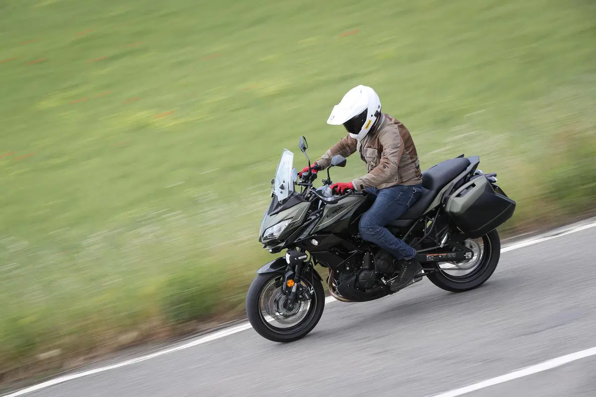 Kawasaki Versys 650 2020 TEST. Ok, il prezzo è giusto (3)