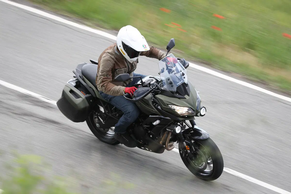 Kawasaki Versys 650 2020 TEST. Ok, il prezzo è giusto (7)