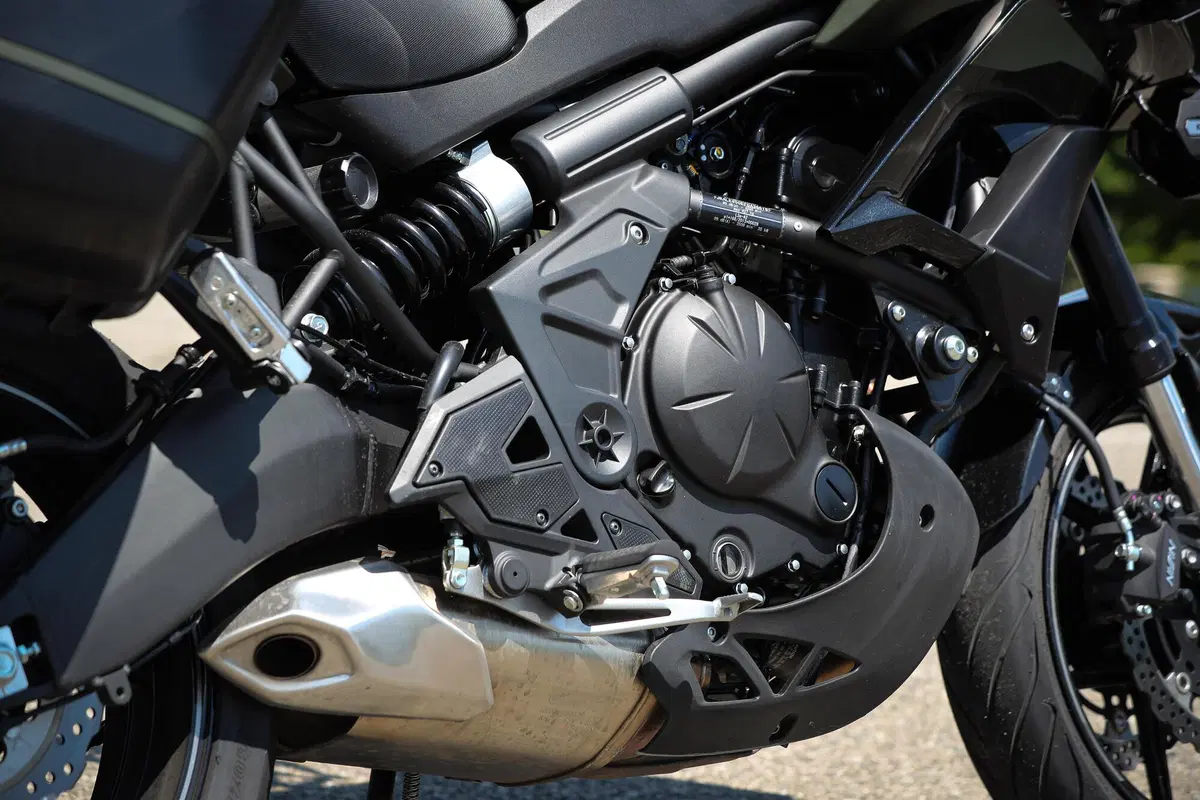 Kawasaki Versys 650 2020 TEST. Ok, il prezzo è giusto (15)
