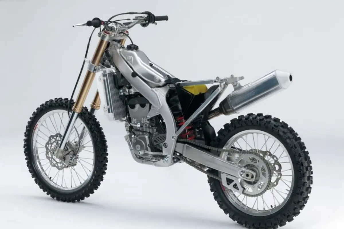 Suzuki: ecco le RM-Z 2013! (24)