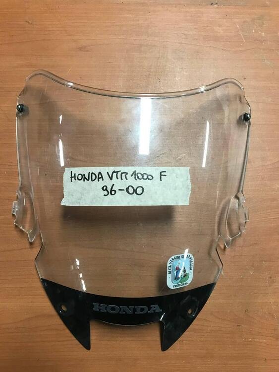 Cupolino Honda VTR 1000 F '96-00 (3)
