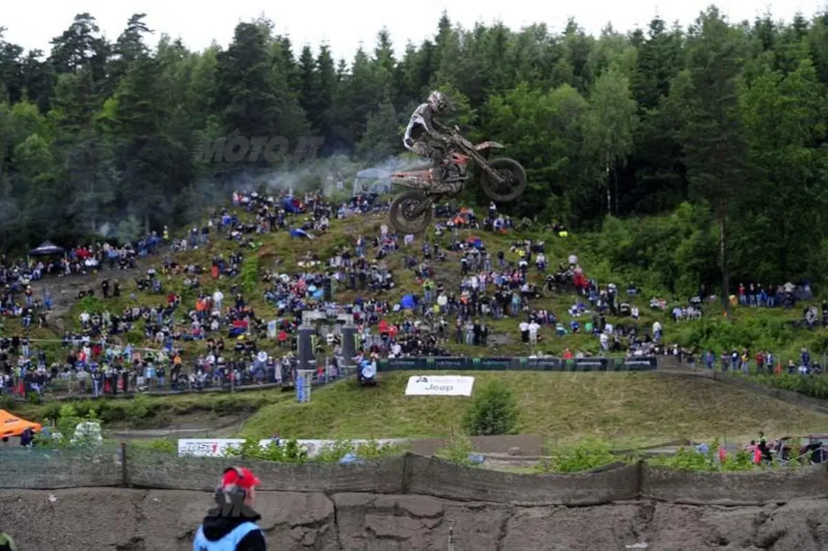 Le foto più spettacolari del GP di Svezia (7)