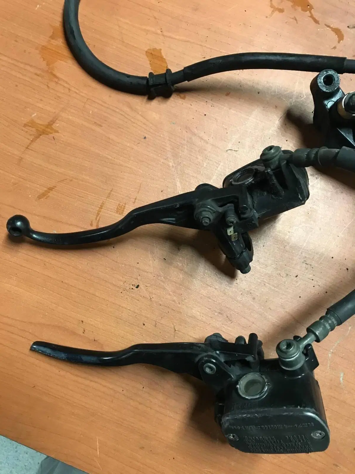 Coppia di pinze freno Yamaha T-Max '01-'03 (3)