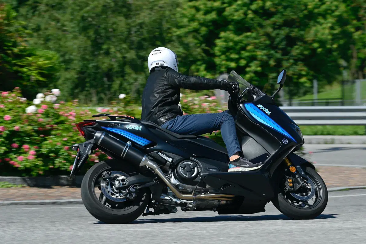 Pezzo di servizio gallery Polini per Maurizio Vettor (8)