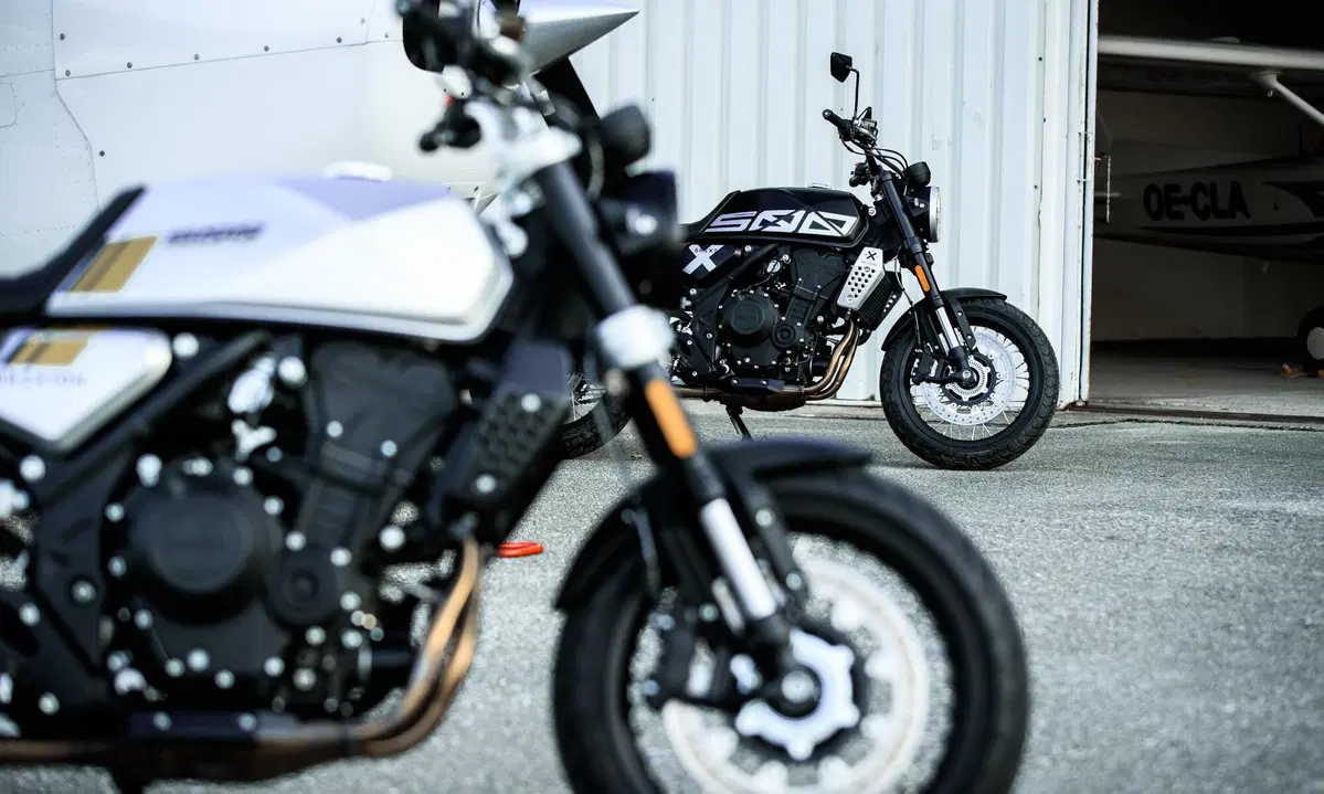 La Brixton Crossfire 500 arriva nei concessionari