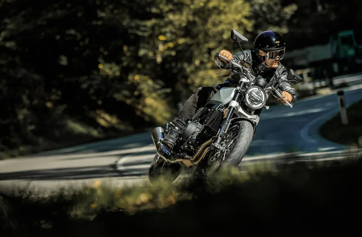 La Brixton Crossfire 500 arriva nei concessionari (7)
