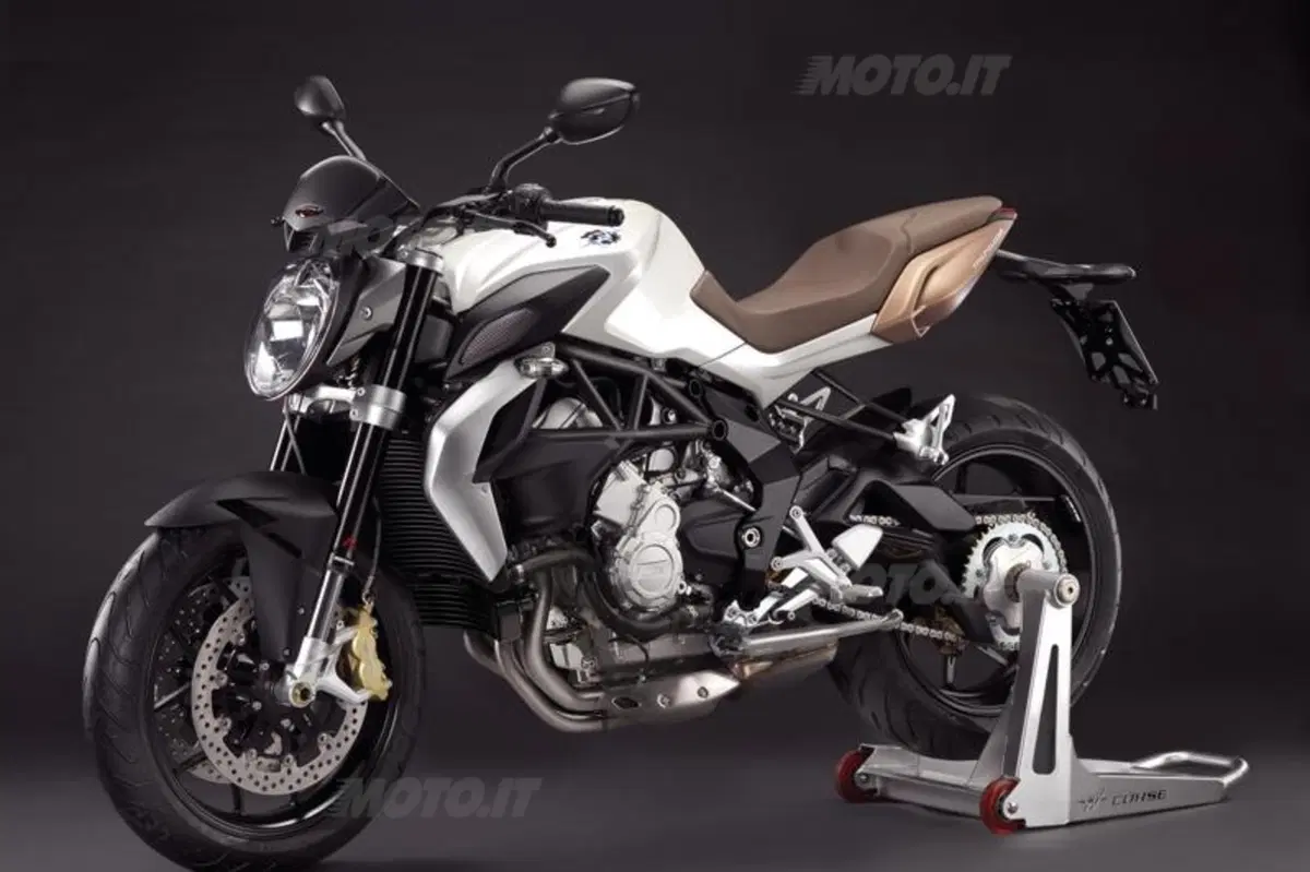 MV Agusta Brutale 675  (21)