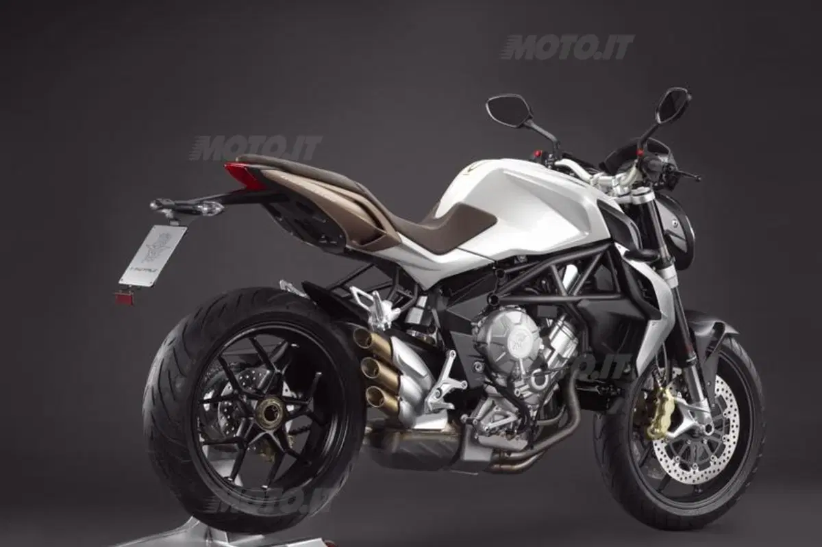 MV Agusta Brutale 675  (27)