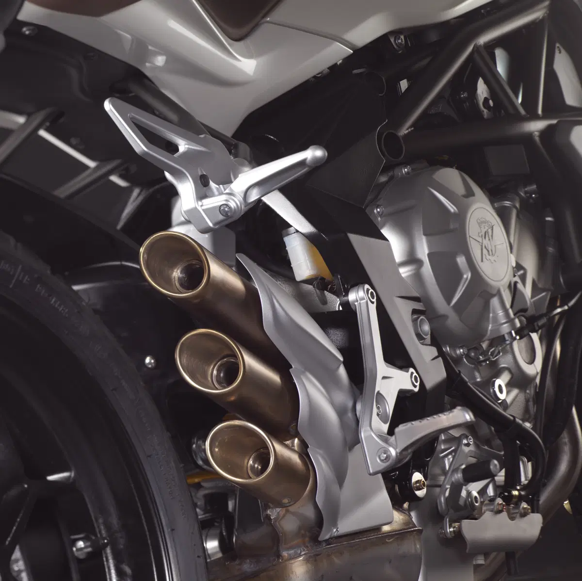 MV Agusta Brutale 675  (64)