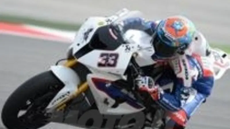 All'asta il casco di Melandri a favore dei terremotati