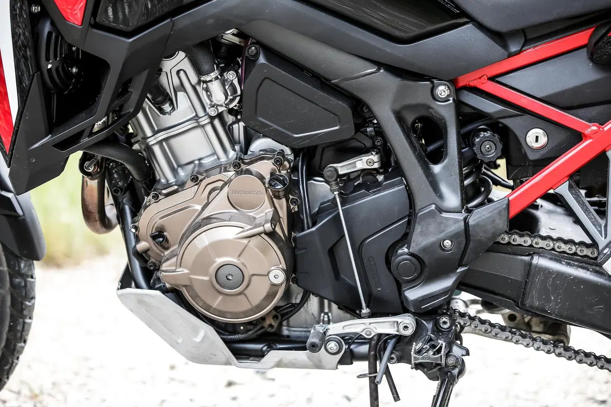 Honda Africa Twin 1100 vs Triumph Tiger Rally 900: SFIDA MAXIENDURO 2020 (11)