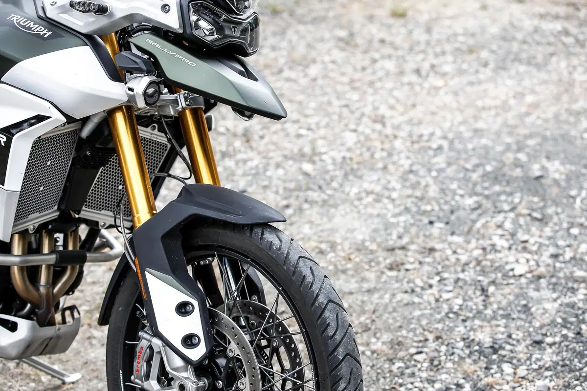 Honda Africa Twin 1100 vs Triumph Tiger Rally 900: SFIDA MAXIENDURO 2020 (17)