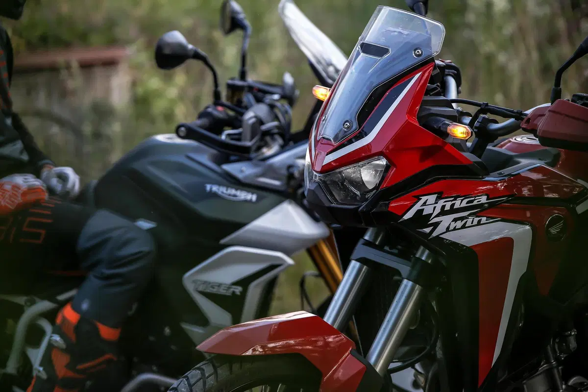 Honda Africa Twin 1100 vs Triumph Tiger Rally 900: SFIDA MAXIENDURO 2020 (7)
