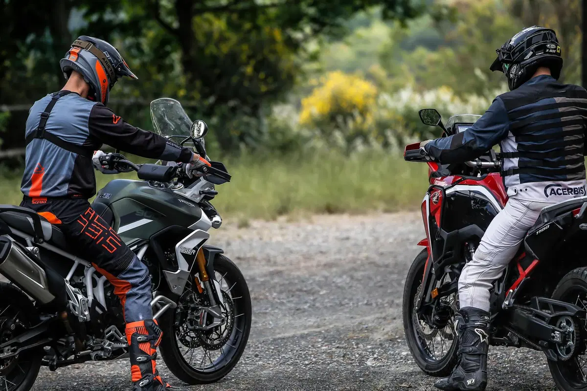 Honda Africa Twin 1100 vs Triumph Tiger Rally 900: SFIDA MAXIENDURO 2020 (11)