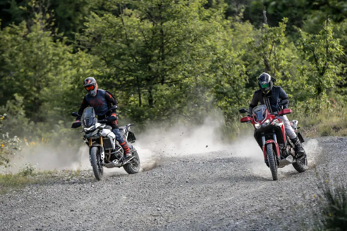 Honda Africa Twin 1100 vs Triumph Tiger Rally 900: SFIDA MAXIENDURO 2020 (16)