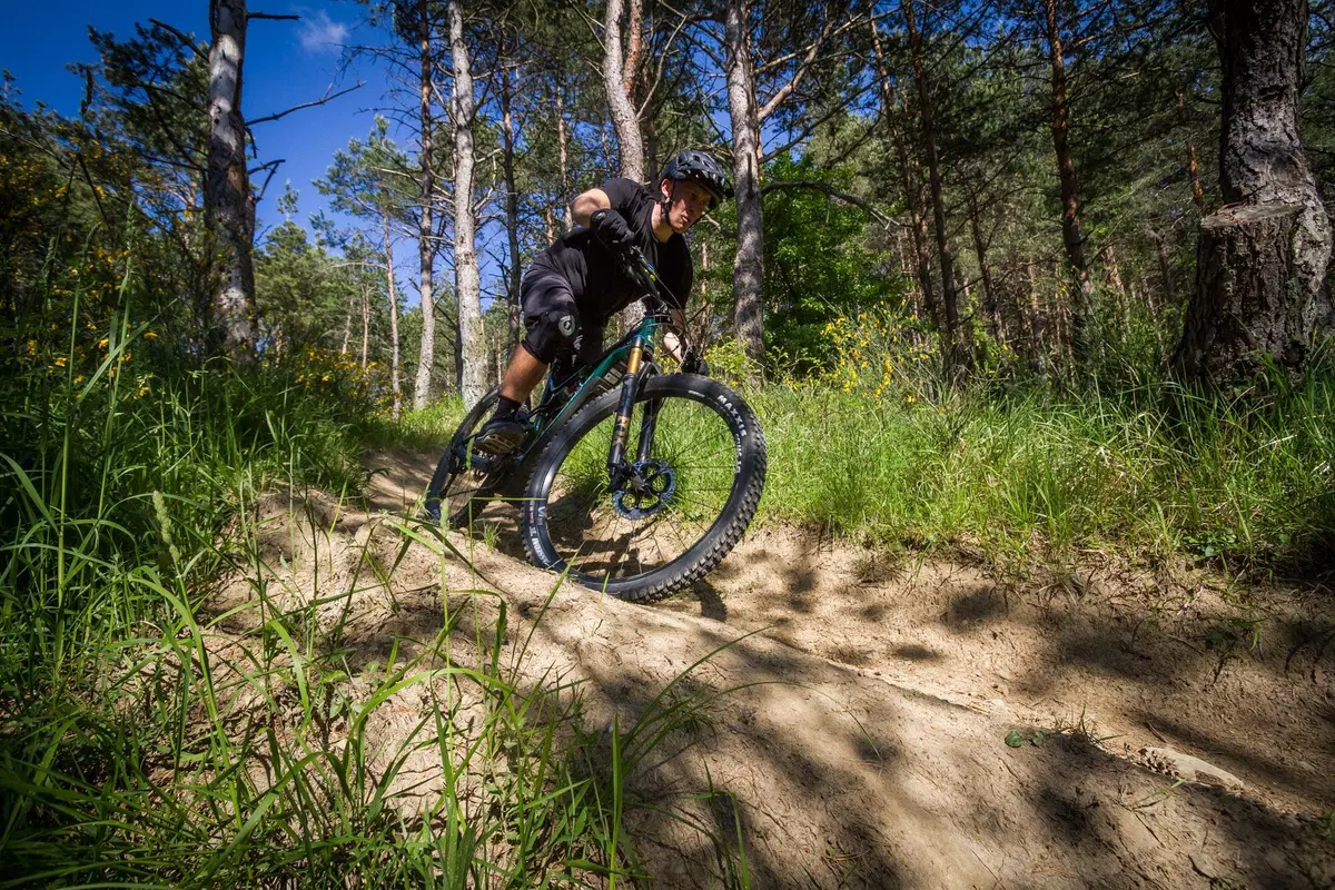 TEST Commencal Meta power 29. L'eBike nata per la velocità