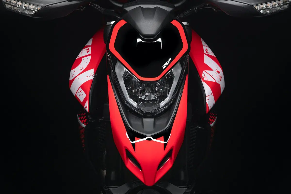 Ducati Hypermotard RVE: il concept diventa di serie (7)