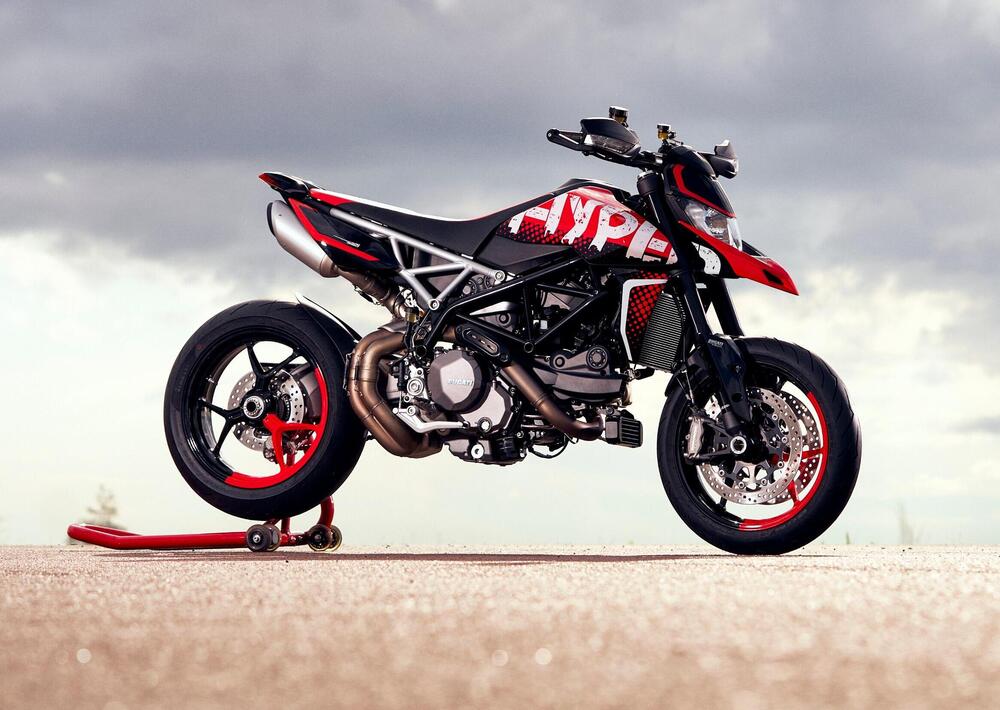 Ducati Hypermotard 950 RVE (2020) (2)