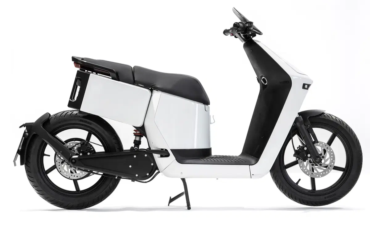 Wow! La startup italiana che produce scooter elettrici