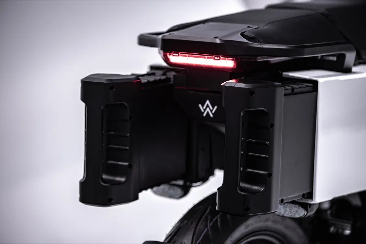 Wow! La startup italiana che produce scooter elettrici (10)