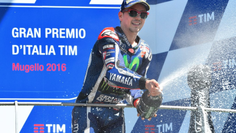 MotoGP 2016. Lorenzo: &quot;Sarebbe stata dura battere Rossi&quot;