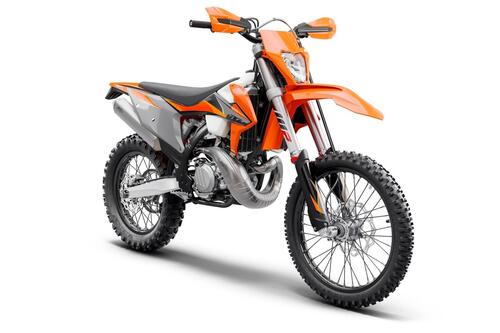 KTM gamma Enduro EXC 2021. Novità per motori e sospensioni (4)