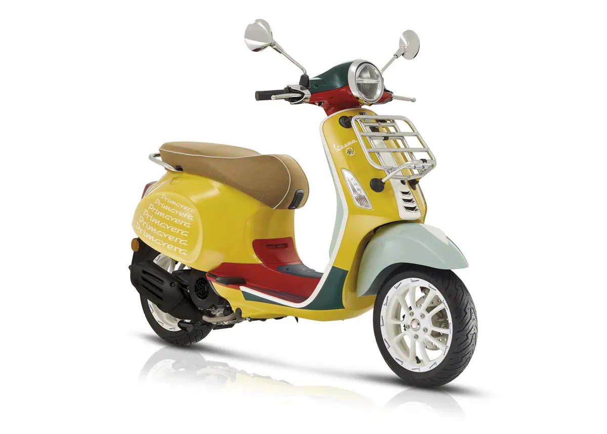 Vespa Primavera Sean Wotherspoon. Serie limitata a 4.990 euro