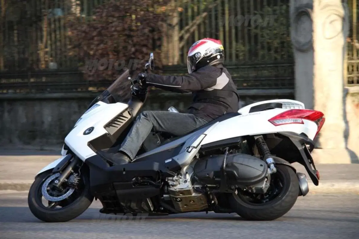 Kymco MyRoad 700i 