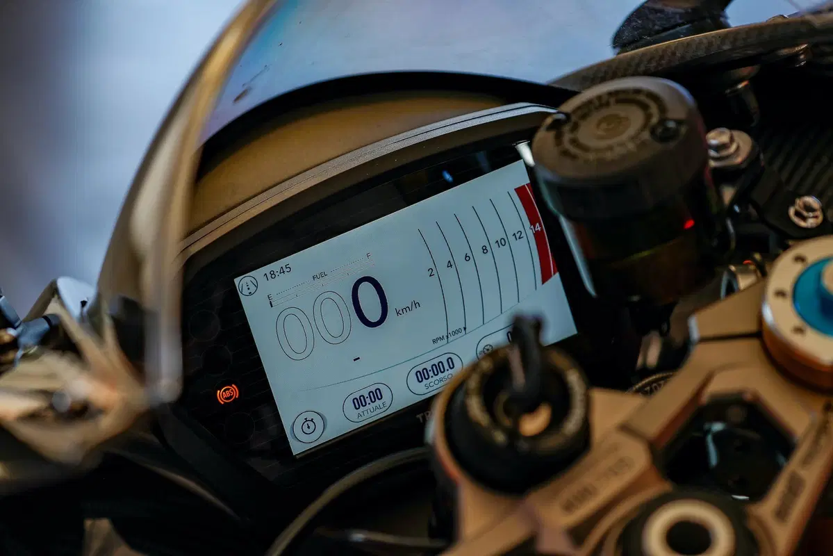Triumph Daytona 675 Moto2 test. Sintesi perfetta