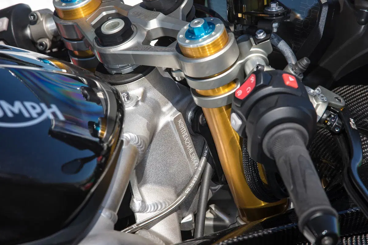 Triumph Daytona 675 Moto2 test. Sintesi perfetta (15)