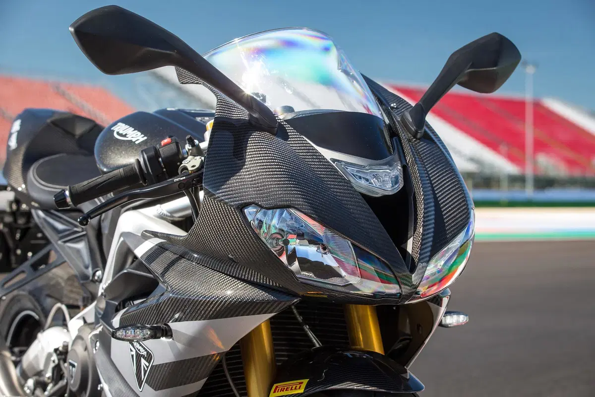 Triumph Daytona 675 Moto2 test. Sintesi perfetta (6)