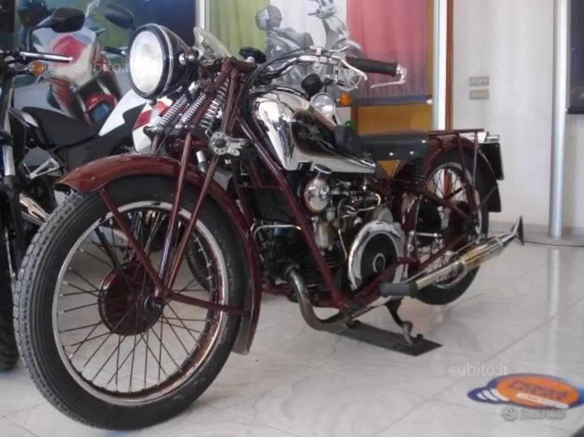 Moto Guzzi Sport 15