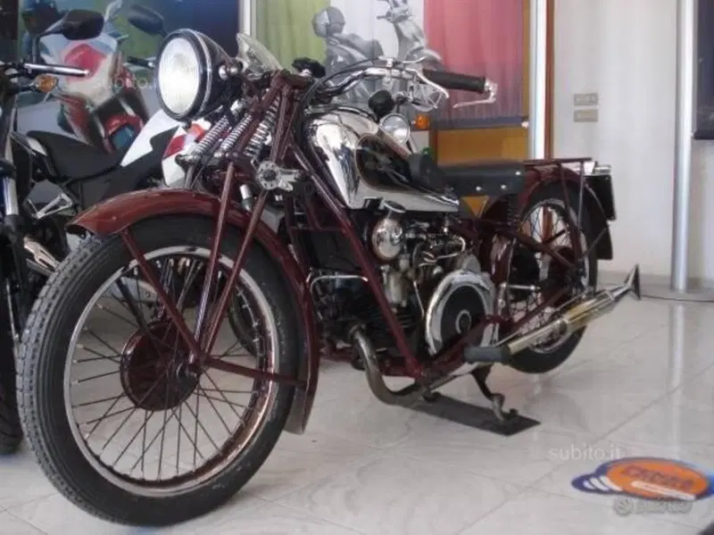 Moto Guzzi Sport 15