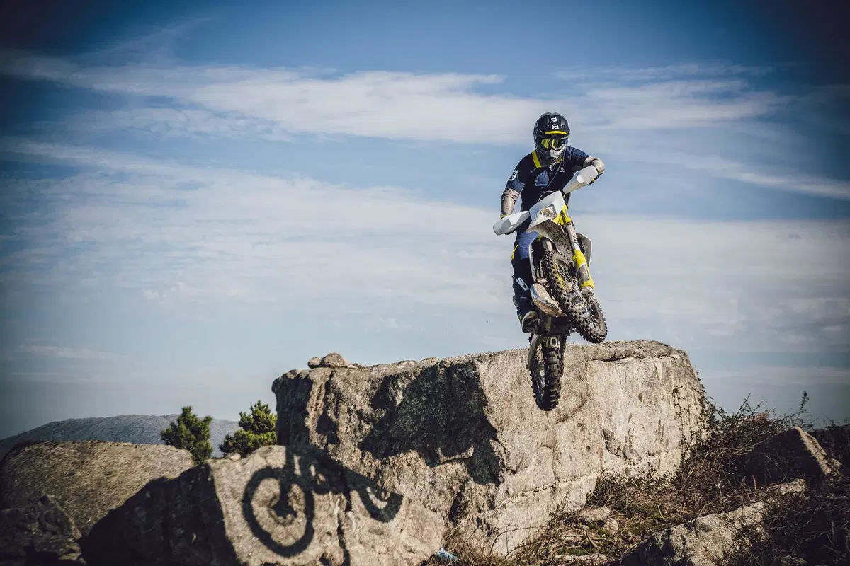 Husqvarna TE 300 TE 300i (2021) (2)