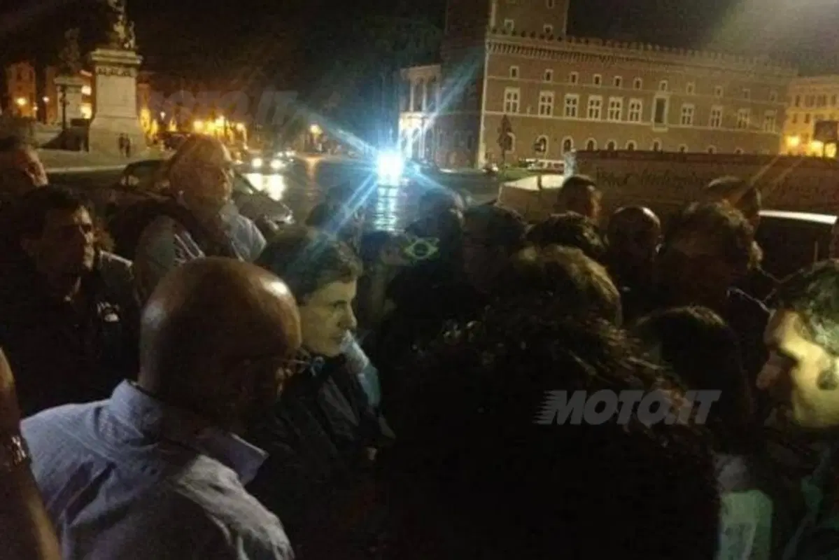 A Roma Alemanno segue in moto l'operazione antiprostituzione (3)