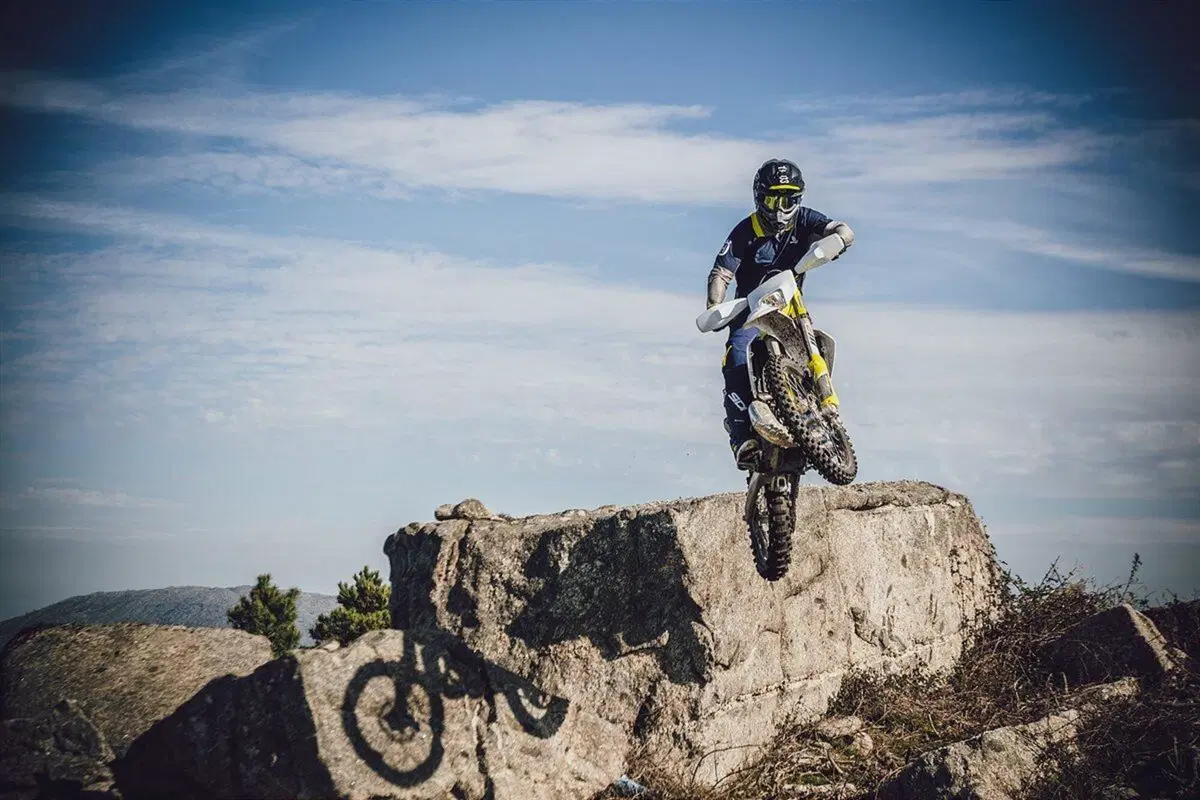 Husqvarna gamma Enduro TE e FE 2021. Sette modelli: come cambiano