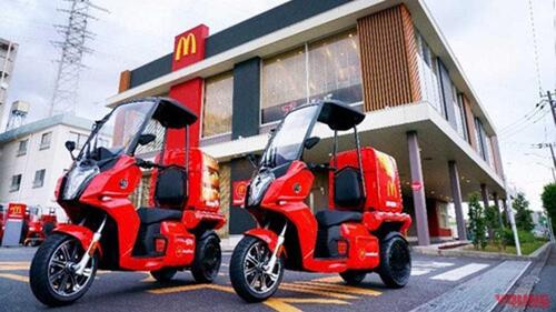 Mc Donald's Giappone. Il delivery è elettrico e su 3 ruote (3)