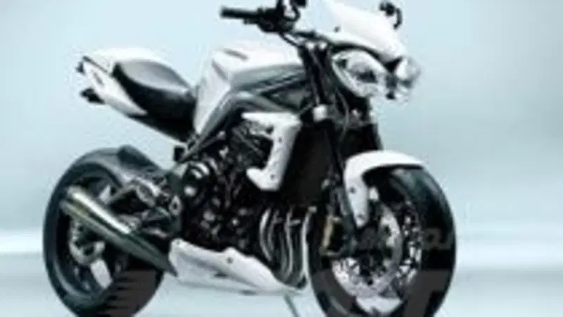 Triumph prolunga "Extra" e rilancia con un finanziamento