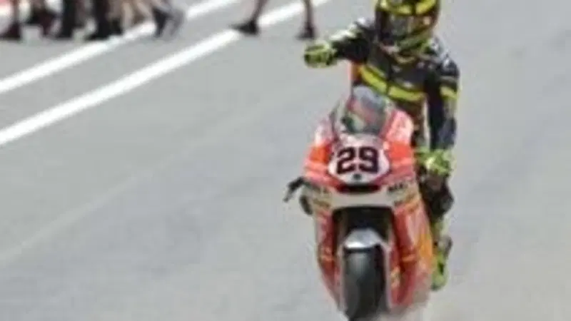 Iannone: "Una bellissima gara di quelle che quando vinci poi te le godi tantissimo"