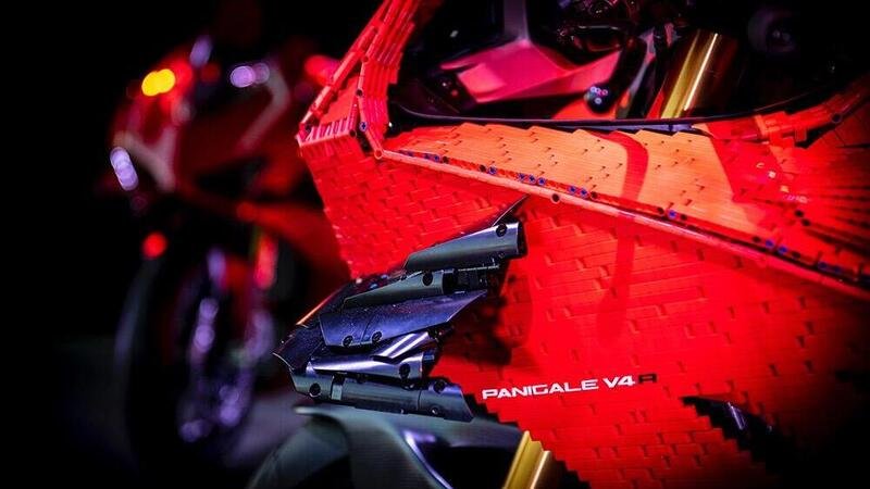 Ducati e LEGO: a Modena debutta la Panigale V4R